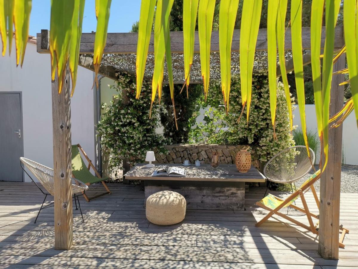 Derriere La Plage : Suite, Patio Et Pergola Le Bois-Plage-en-Re Exterior photo